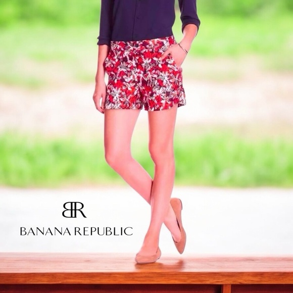 NWOT, Babana Republic, Hampton Fit Shorts, Size 4, Red, White & Black - Picture 1 of 9